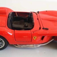 Метална количка Ferrari 250 Testa Rossa(1957) Burago 1:18, снимка 3 - Колекции - 34357992
