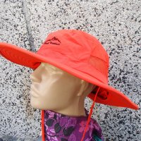 Продавам лека лятна бързосъхнеща шапка с голяма периферия, покривало за врата и UV защита, снимка 5 - Шапки - 28076038