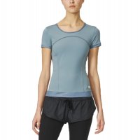 adidas by stella mccartney - страхотна дамска тениска КАТО НОВА, снимка 1 - Тениски - 32830817