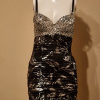 Елегантна дамска рокля , снимка 1 - Рокли - 42979088