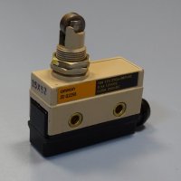 изключвател Omron ZC-Q2255 Limit Switch 15A/250V, снимка 1 - Резервни части за машини - 43861928