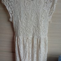 Дантелена рокля H&M. L, снимка 1 - Рокли - 35071974