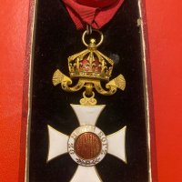 Царски орден Свети Александър 4 степен с кутия, снимка 4 - Други ценни предмети - 43961906