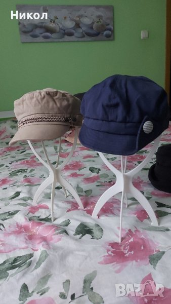 дамски шапки тип барета и други модели , снимка 1