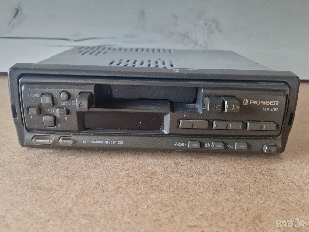 Радиокасетофон за кола pioner, снимка 1