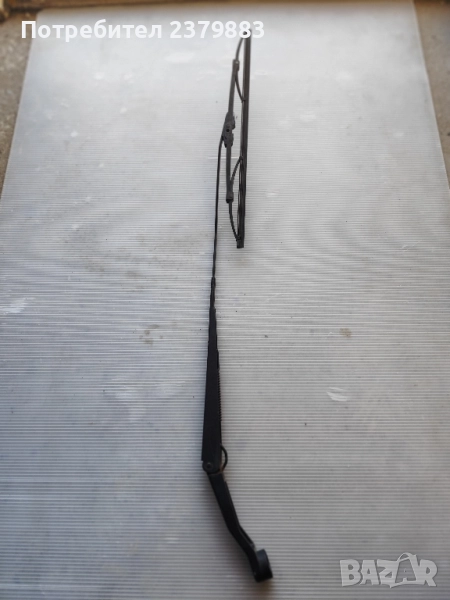 Предно дясно рамо с чистачка от Хонда джаз Honda jazz , снимка 1