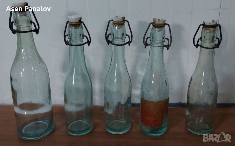 Стари бутилки от алкохол и лимонада, празни., снимка 1