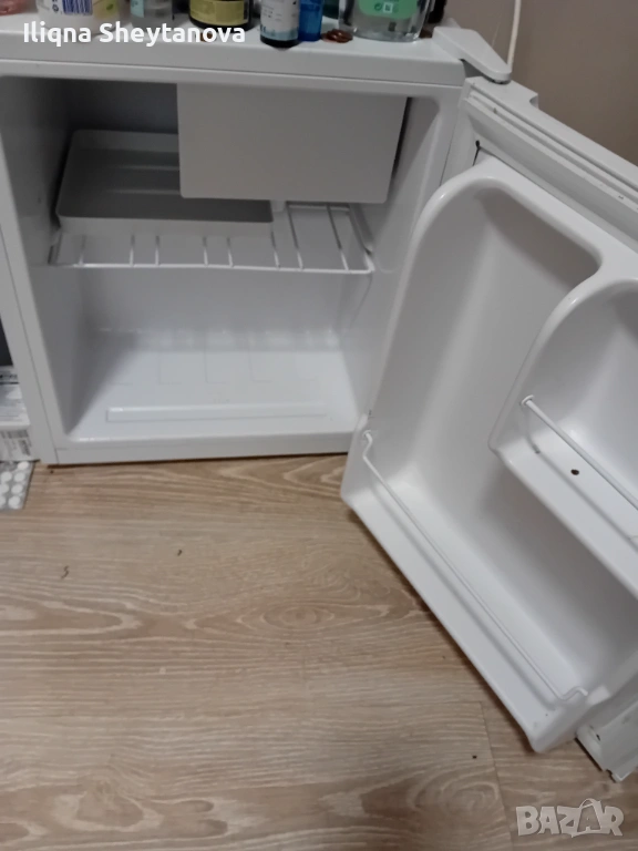 Малък хладилник , снимка 1