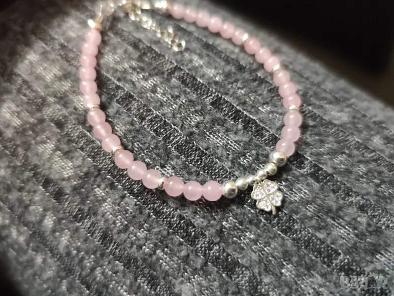 Дамска гривна с розов кварц и сребърна детелина с циркони, снимка 1