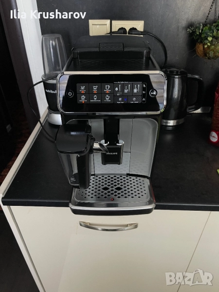 Кафемашина Philips EP3246LatteGo, снимка 1