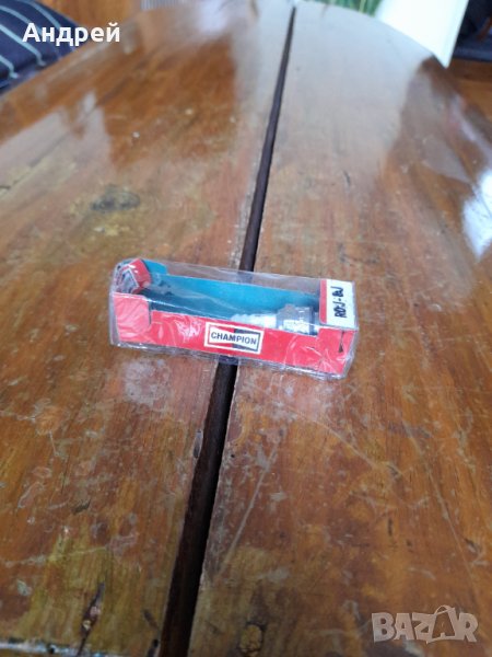 Запалителна свещ Champion RDJ8J, снимка 1