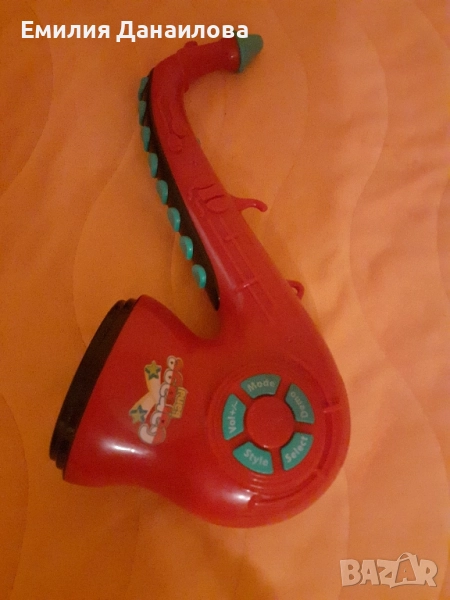 Продавам детски саксофон., снимка 1