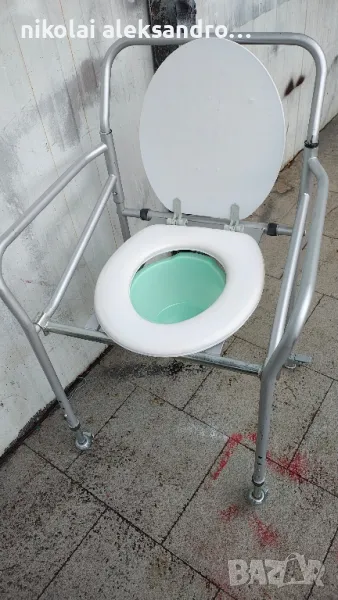 тоалетен стол чисто нов., снимка 1