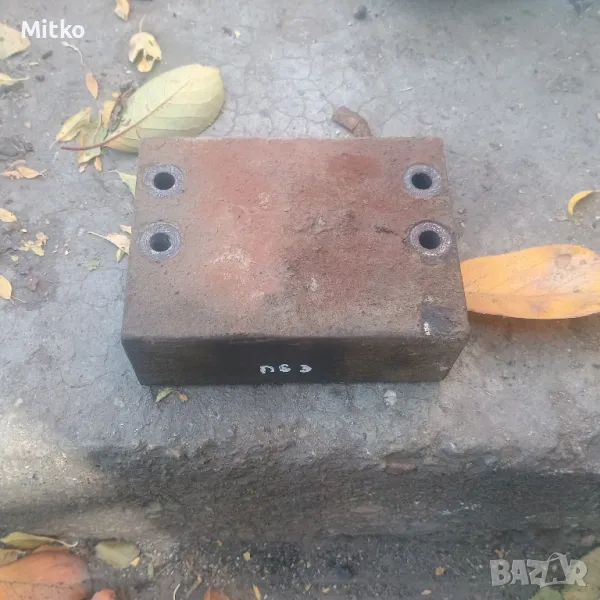 Метален Блок - Баланс Преден Мост За Фолксваген Пасат Б3 1.8Моно 1992г / VW Passat B3 1.8Mi 1992y, снимка 1