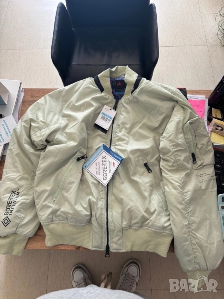 Nike jordan яке, снимка 1