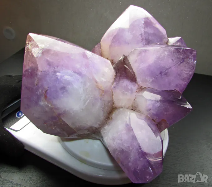 Голям натурален аметист 4.15кг. Размери 22х18х13см. минерал кристал йога рейки подходящ за подарък, снимка 1