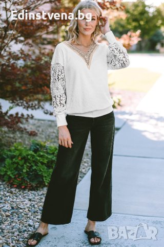 Дамска блуза в бяло с ефектно деколте и бродирани ръкави, снимка 8 - Блузи с дълъг ръкав и пуловери - 43118094