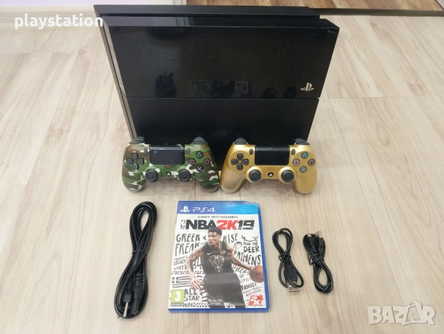 Playstation 4 с два нови контролера