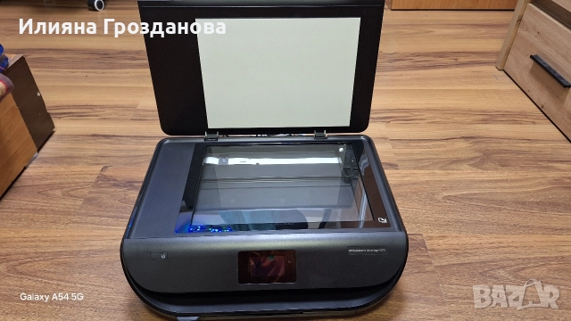Мултифункционален принтер HP DeskJet Ink Advantage 5075 +подарък хартия за снимки , снимка 3 - Принтери, копири, скенери - 52886471