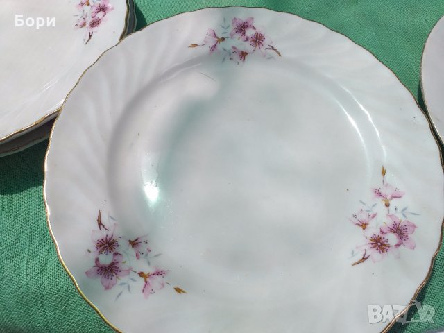 Български порцелан чинии плитки, снимка 5 - Чинии - 33061506