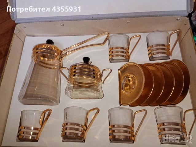 Луксозен стар сервиз от социализма комплект чаши 