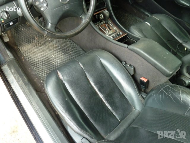 Mercedes-Benz CLK 200 2.0 kompresor, снимка 10 - Автомобили и джипове - 40685351