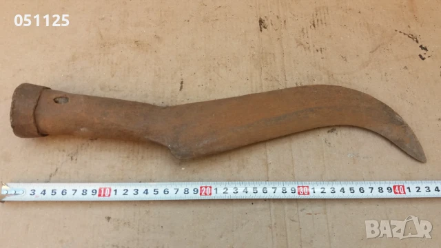 отличен кован възрожденски косер, секира сатър 