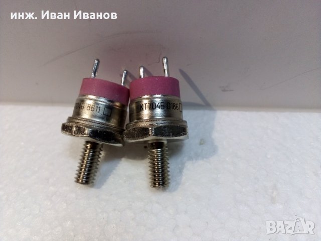 КТ704Б npn транзистори 400 V, 2.5 A, 15W