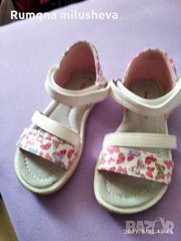  Обувки  и сандали за момиче пантофи, снимка 1 - Детски сандали и чехли - 24800620