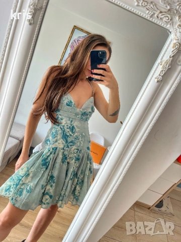 Официални рокли philipp plein gucci guess armani louis vuitton karl lagerfeld, снимка 11 - Рокли - 40526210