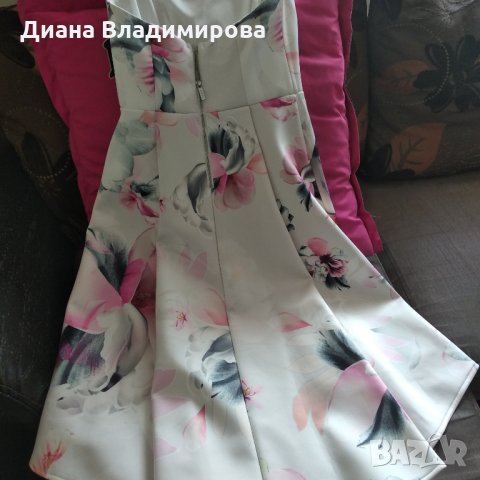 Lipsy дамска рокля