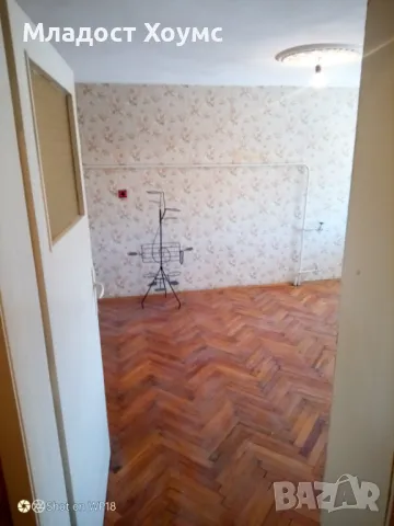 Продавам боксониера/студио в гр. Смядово, снимка 2 - Апартаменти - 48831579