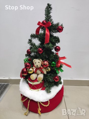 Коледна светеща елха с мече и подаръци Christmas , снимка 1 - Коледни подаръци - 43076106