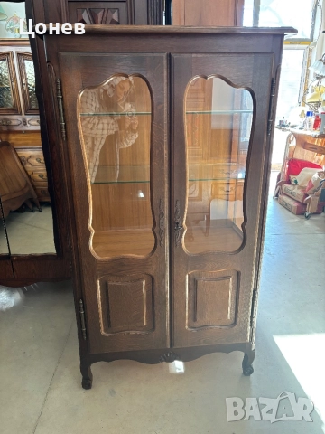 Малка секция витрина