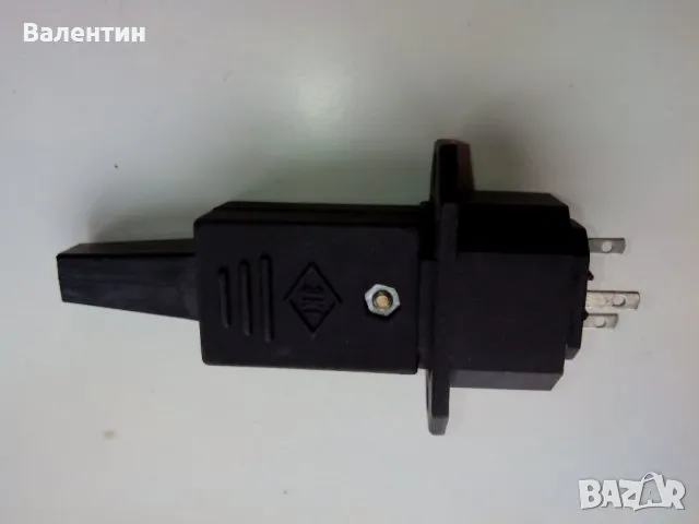 Съединители за панел за вход на 220 V чрез кабел СЩУ с  вгр. предпазители и за изход на 220 V, снимка 9 - Друга електроника - 21692550