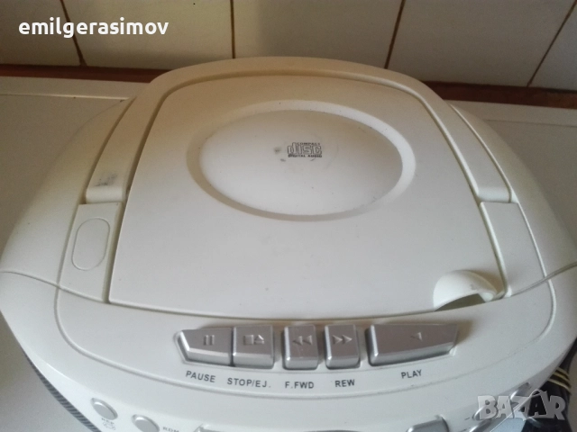 Продавам радиокасетофон - 3 броя., снимка 8 - Радиокасетофони, транзистори - 32229495