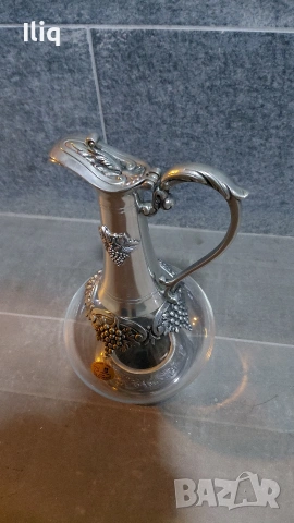 декантер за вино