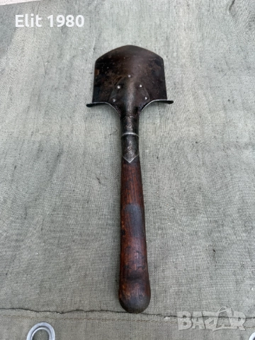 Продавам войнишки лопатки колекционерски , снимка 6 - Колекции - 52466219