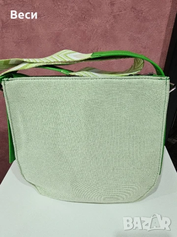 Нова дамска чанта, снимка 2 - Чанти - 51429575