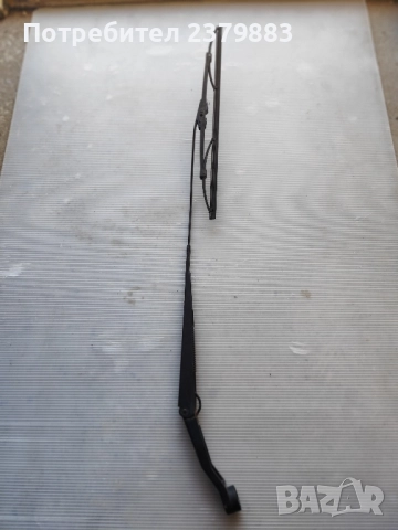 Предно дясно рамо с чистачка от Хонда джаз Honda jazz 