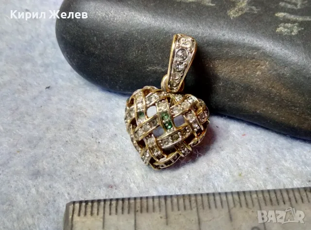 SWAROVSKI СКЪПОЦЕНЕН АЖУРЕН ПОЗЛАТЕН МАРКОВ АРТ ПЕНДАНТ СЪРЧИЦЕ с КРИСТАЛИ СВАРОВСКИ МАРКИРАН 39267