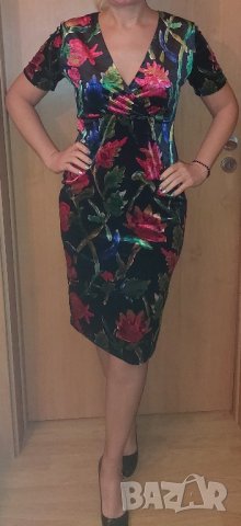 Рокля от кадифе Zara , снимка 4 - Рокли - 43243808