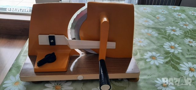 Машинка за рязане на хляб ,колбаси и др., снимка 2 - Други - 37049323