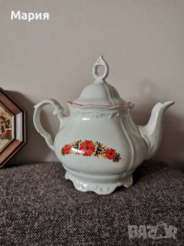 Ретро порцеланов чайник 