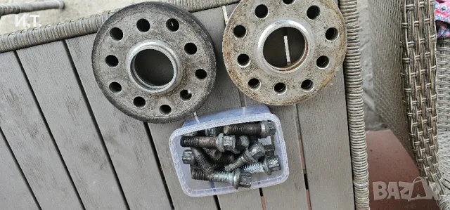 Фланци за Ауди  5х100 и 5х112 / 20 мм  в  с дълги болтове.