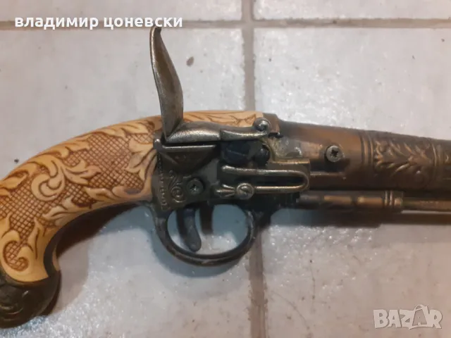 Красив кремъчен пистолет,пищов,оръжие, снимка 3 - Колекции - 48876870