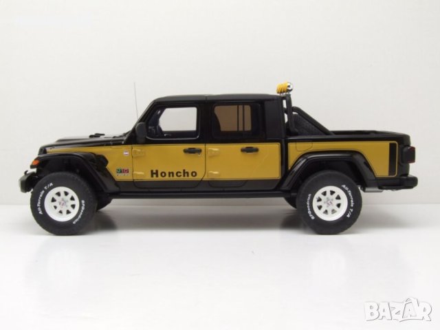 Jeep Gladiator Honcho Pick Up 2020 - мащаб 1:18 на GT Spirit моделът е нов в кутия, снимка 3 - Колекции - 43365654