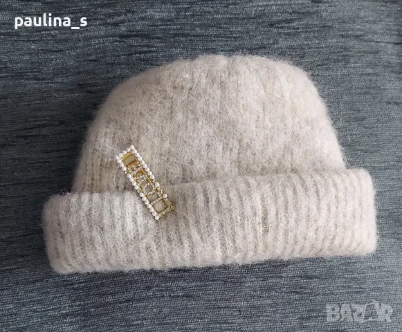 Четири броя / Зимни и преходни шапки / Вълнена шапка / Ръчна изработка и декорация , снимка 6 - Шапки - 48355443