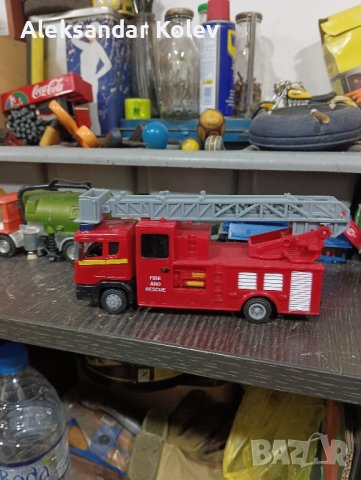 Пожарникарска вишка , снимка 4 - Коли, камиони, мотори, писти - 43348267