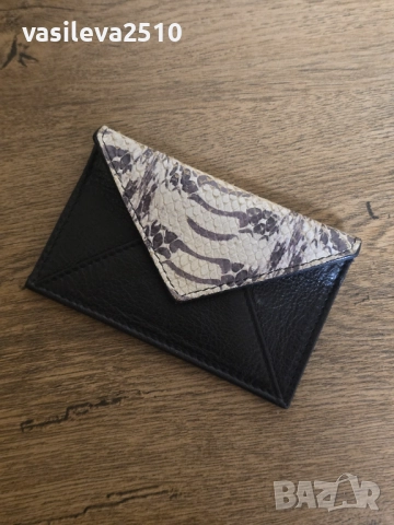 Furla оригинално малко портмоне 